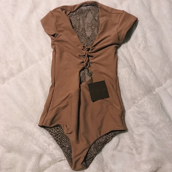 acacia veracruz one piece